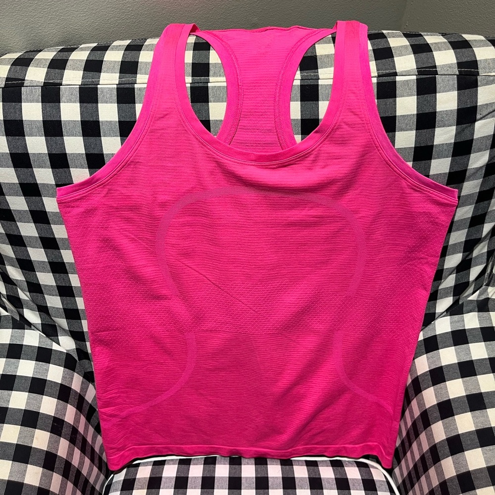 Lululemon Swiftly Tech Racerback - Size 8